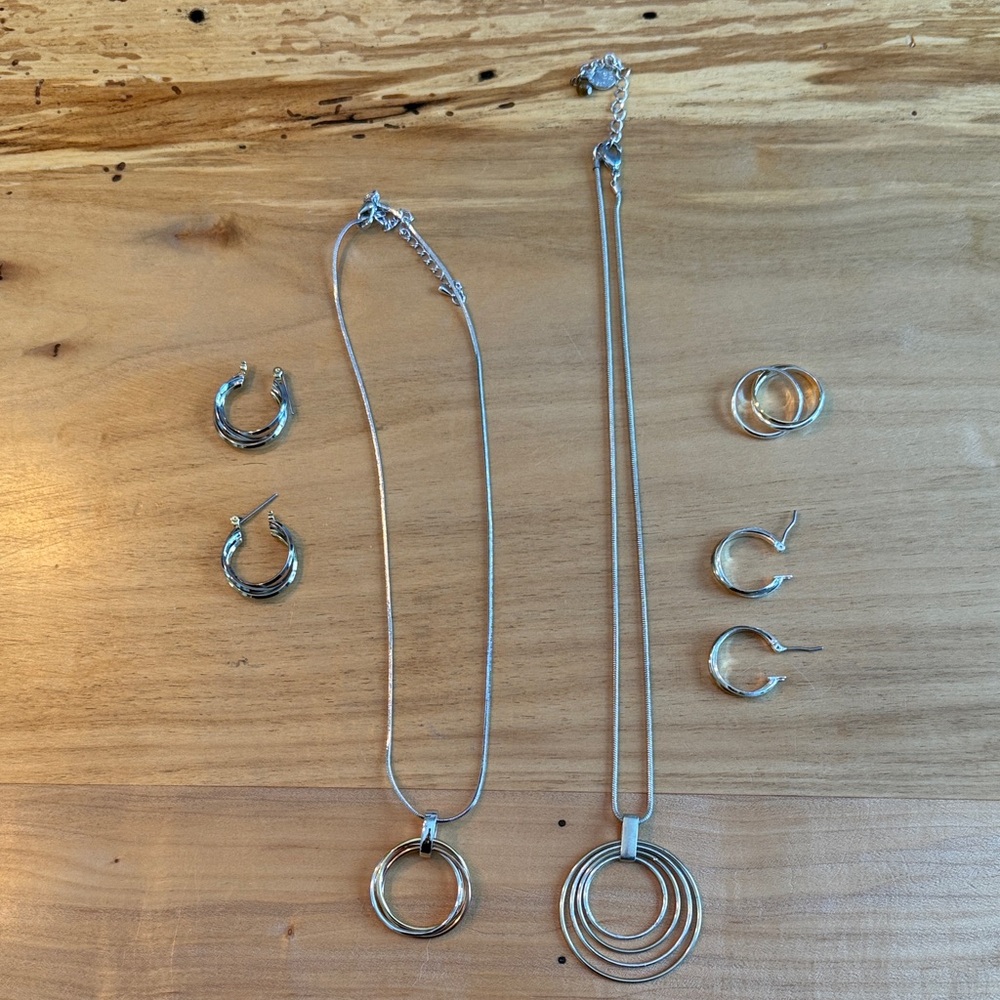 Elegant Gold and Silver Necklace, Earring and Ring set